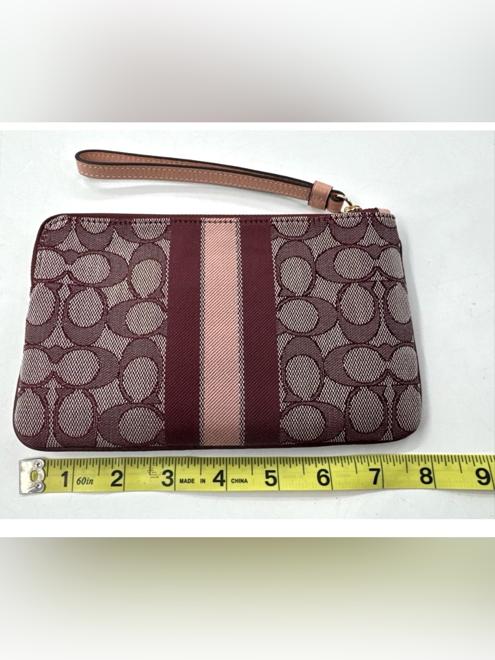 Coach Dempsey Signature Jacquard Patch Logo Wristlet Wine Pink Credit Card NWOT - Picture 2 of 9
